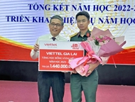Viettel hands over scholarships to needy students in Gia Lai